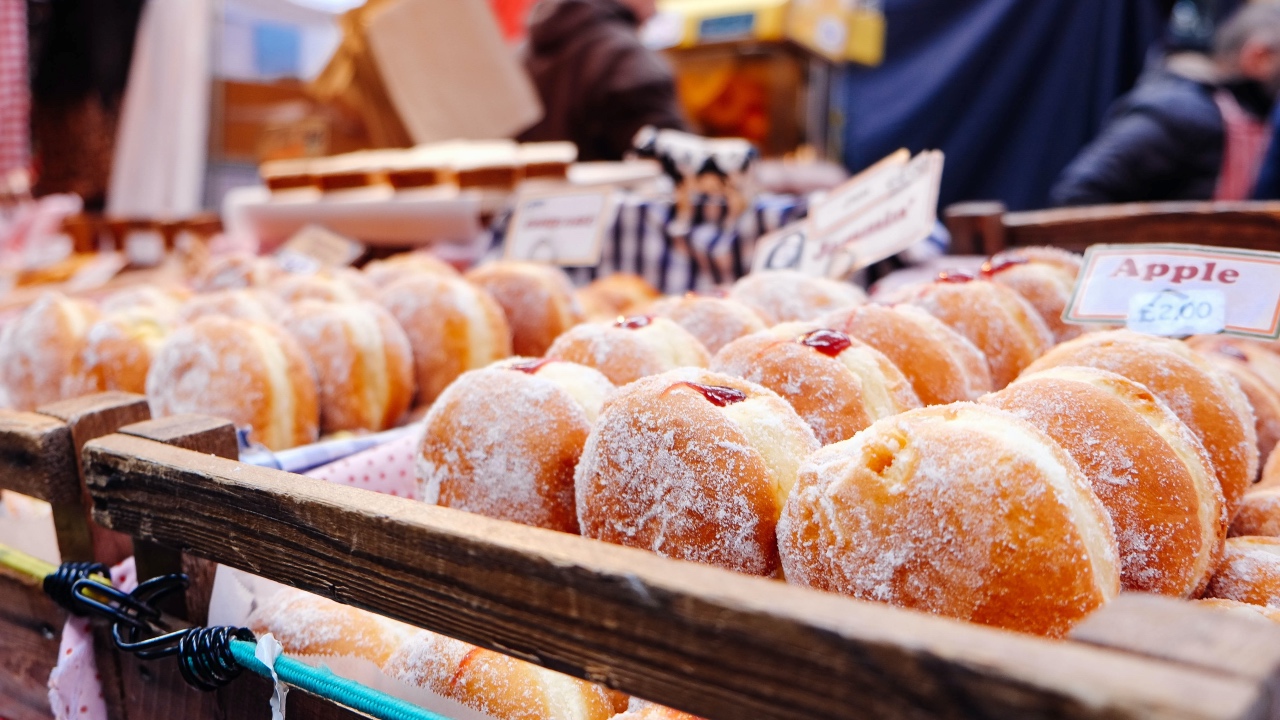 Krapfen o bombolone: una frittella che unisce l’Europa